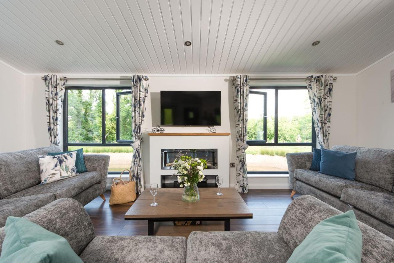 Lilac Lodge, 22 Roadford Lake Lodges Lifton Exterior foto